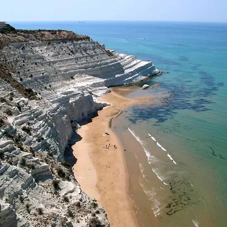 Lido Azzurro Scala Dei Turchi Porto Empedocle