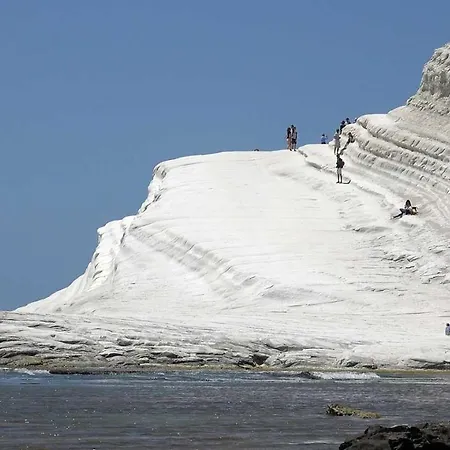 Lido Azzurro Scala Dei Turchi Porto Empedocle